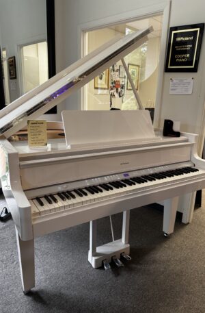 Roland GP-9 Digital Grand Piano | Polished White
